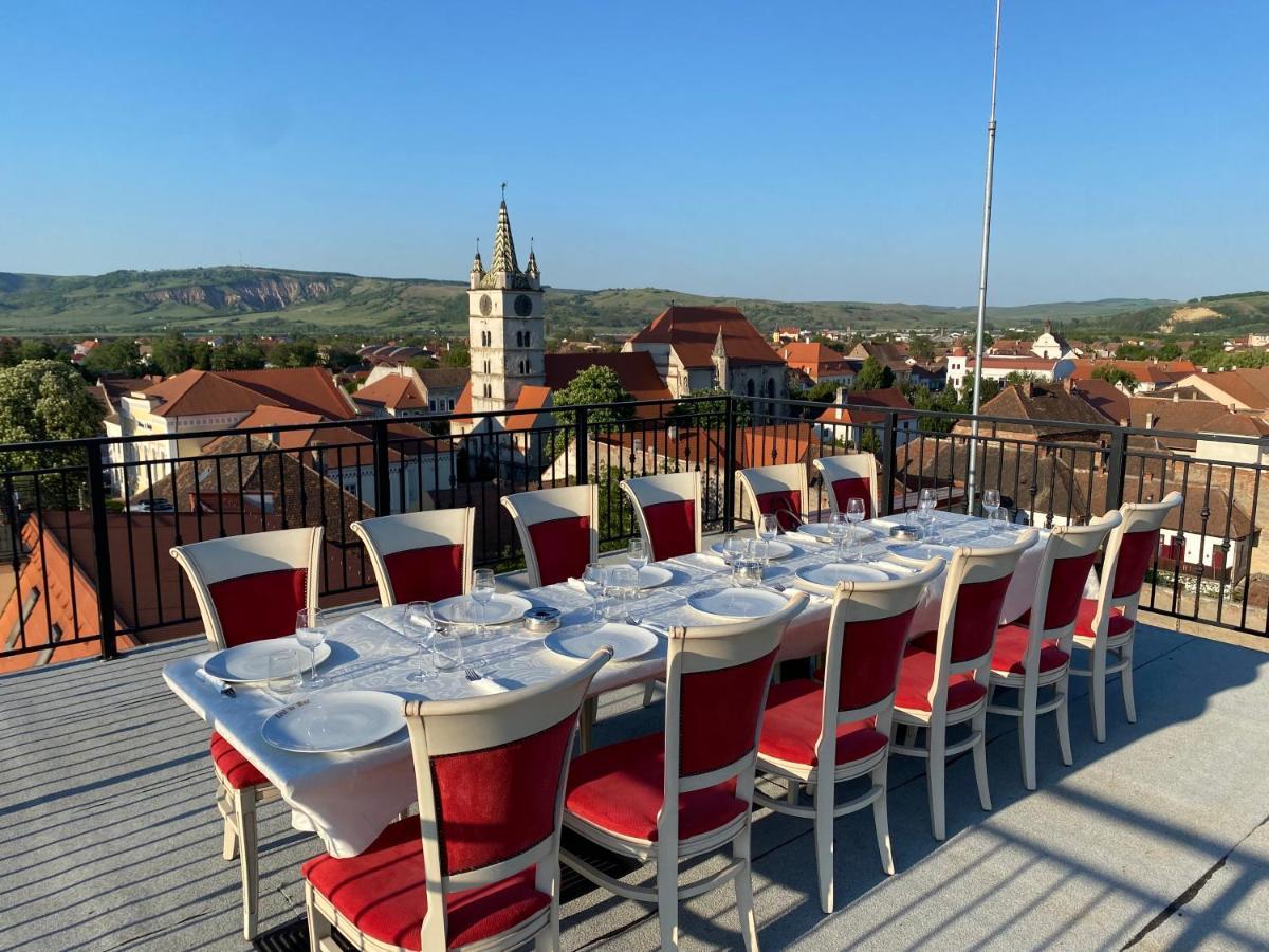 Hotel Leul De Aur Sebeş Exteriér fotografie